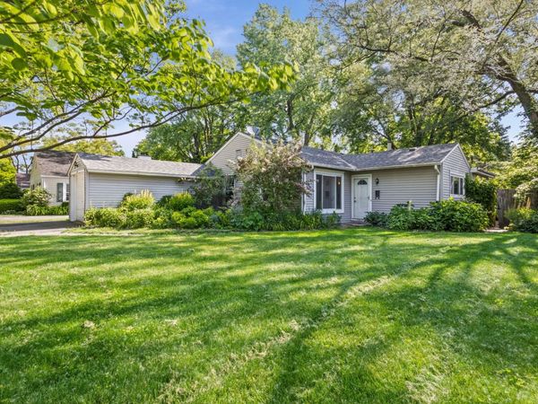 273 Churchill Street , Northfield, IL 60093