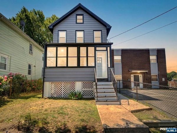 626 Tremont Avenue, ORANGE, NJ 07050
