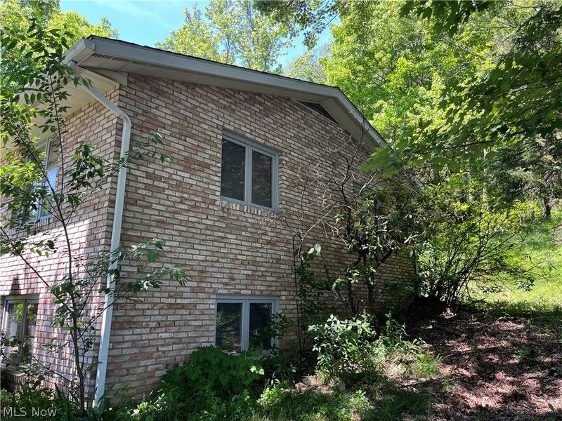 210 Ridgewood Boulevard , Minerva, OH 44657 Photo 3