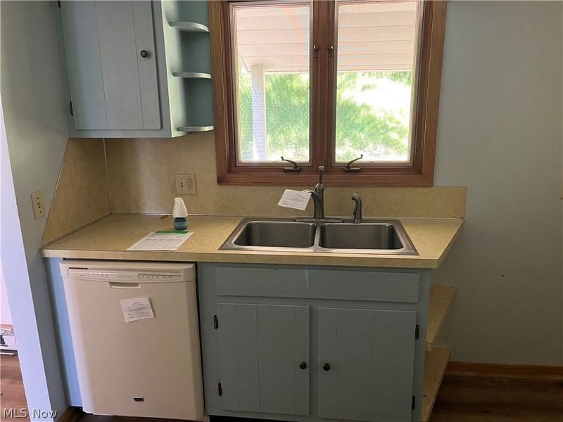 210 Ridgewood Boulevard , Minerva, OH 44657 Photo 7