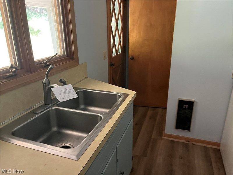 210 Ridgewood Boulevard , Minerva, OH 44657 Photo 8