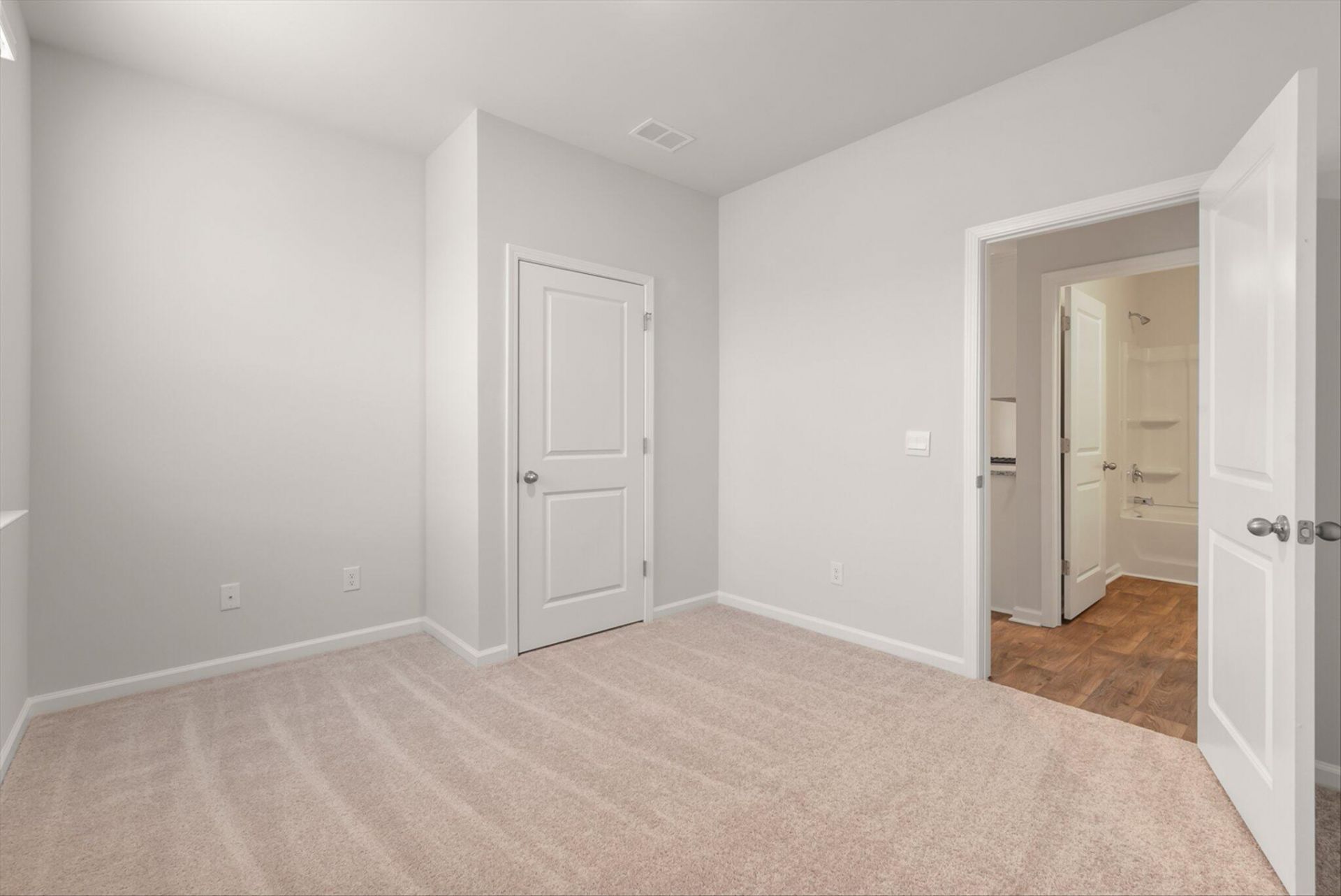 241 Sweet Cherry Lane Photo 18