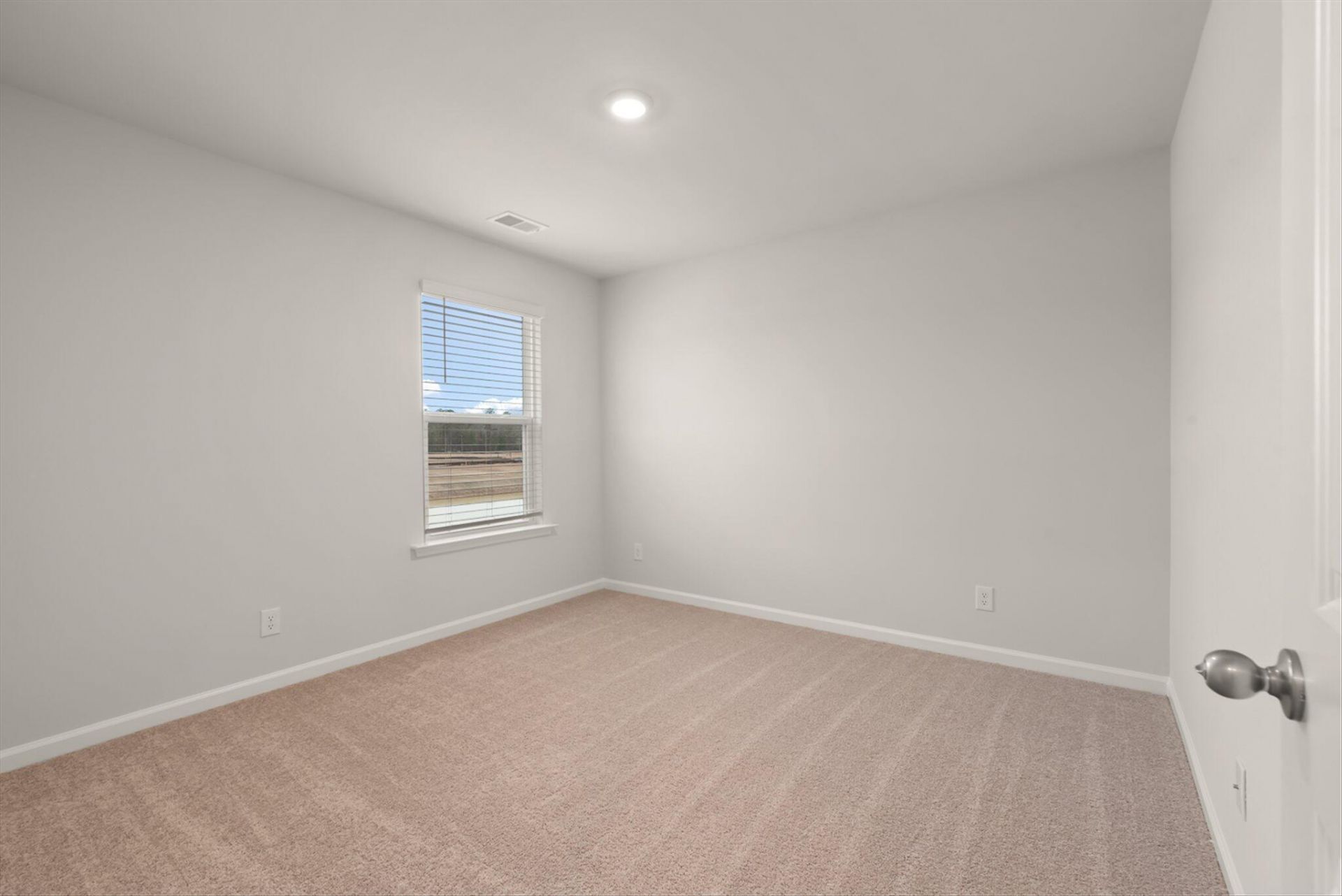 241 Sweet Cherry Lane Photo 32