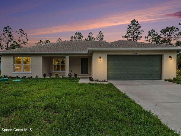 5392 Cillette Avenue, North Port, FL 34288