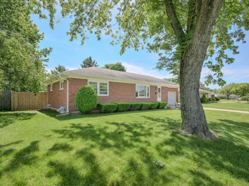 2606 Cavins Drive, Springfield, OH 45503 Photo 3
