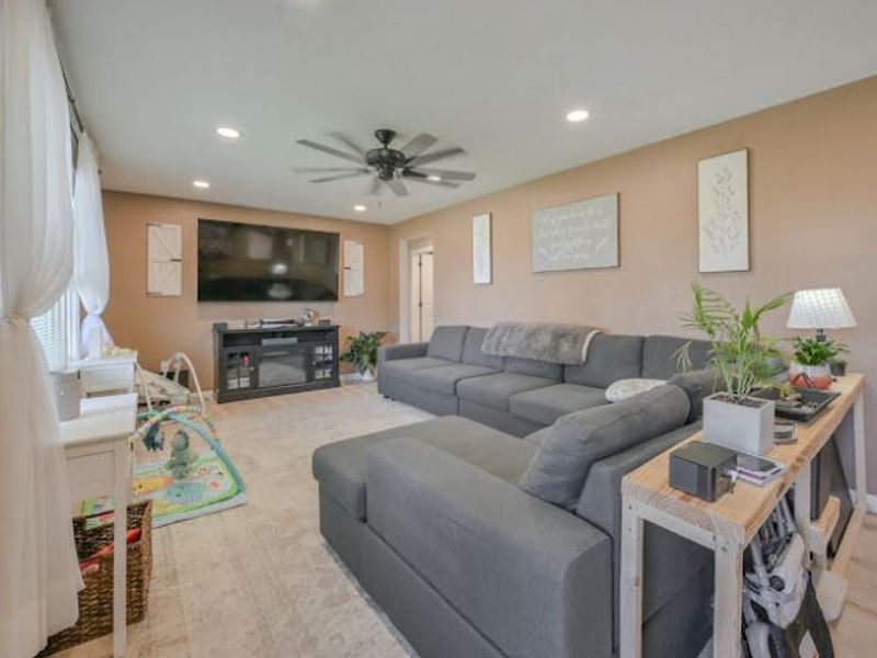2606 Cavins Drive, Springfield, OH 45503 Photo 4