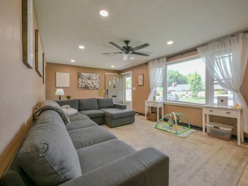 2606 Cavins Drive, Springfield, OH 45503 Photo 6