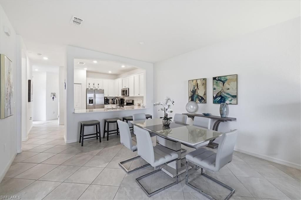 2636 Vine Ave, Naples, FL 34120 Photo
