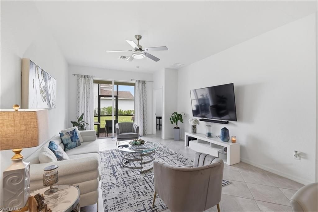 2636 Vine Ave, Naples, FL 34120 Photo