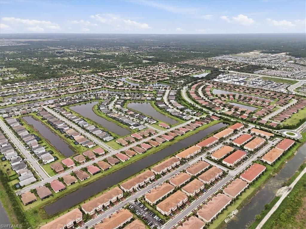 2636 Vine Ave, Naples, FL 34120 Photo