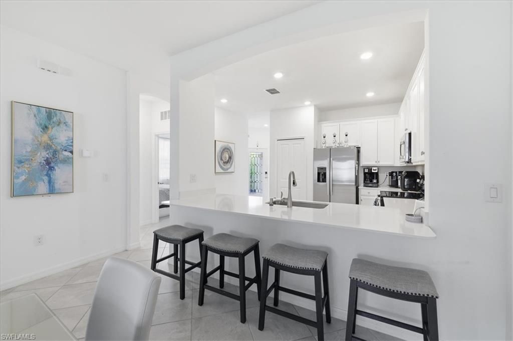2636 Vine Ave, Naples, FL 34120 Photo