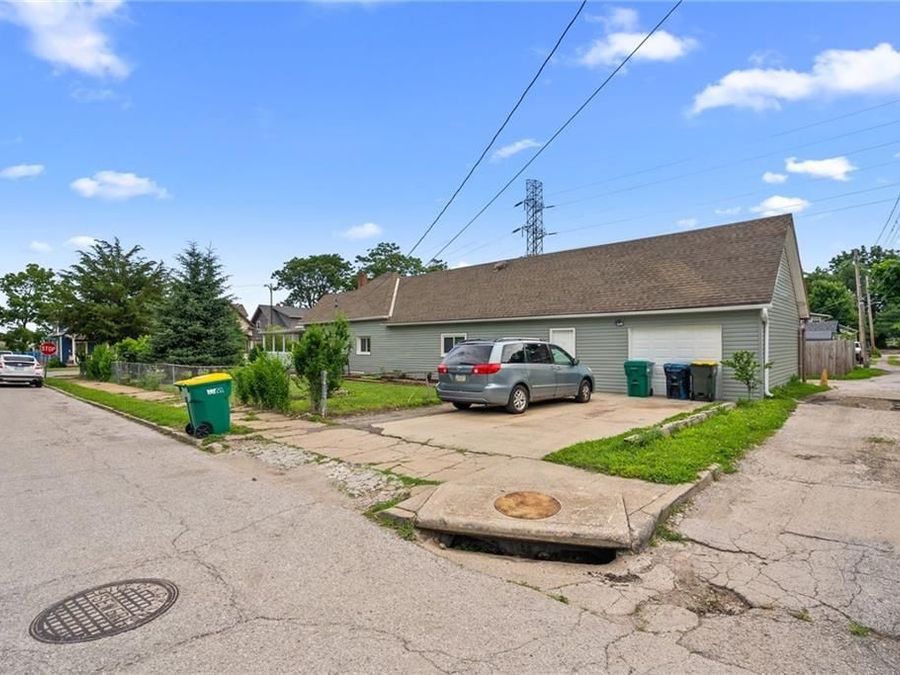 Property Image 29