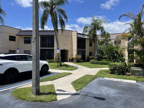 2013 NE Collins Circle, Unit 50, Jensen Beach, FL 34957
