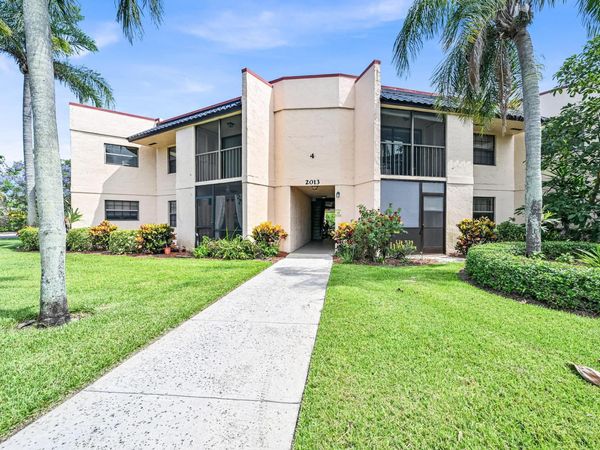 2013 NE Collins Circle, Unit 50, Jensen Beach, FL 34957