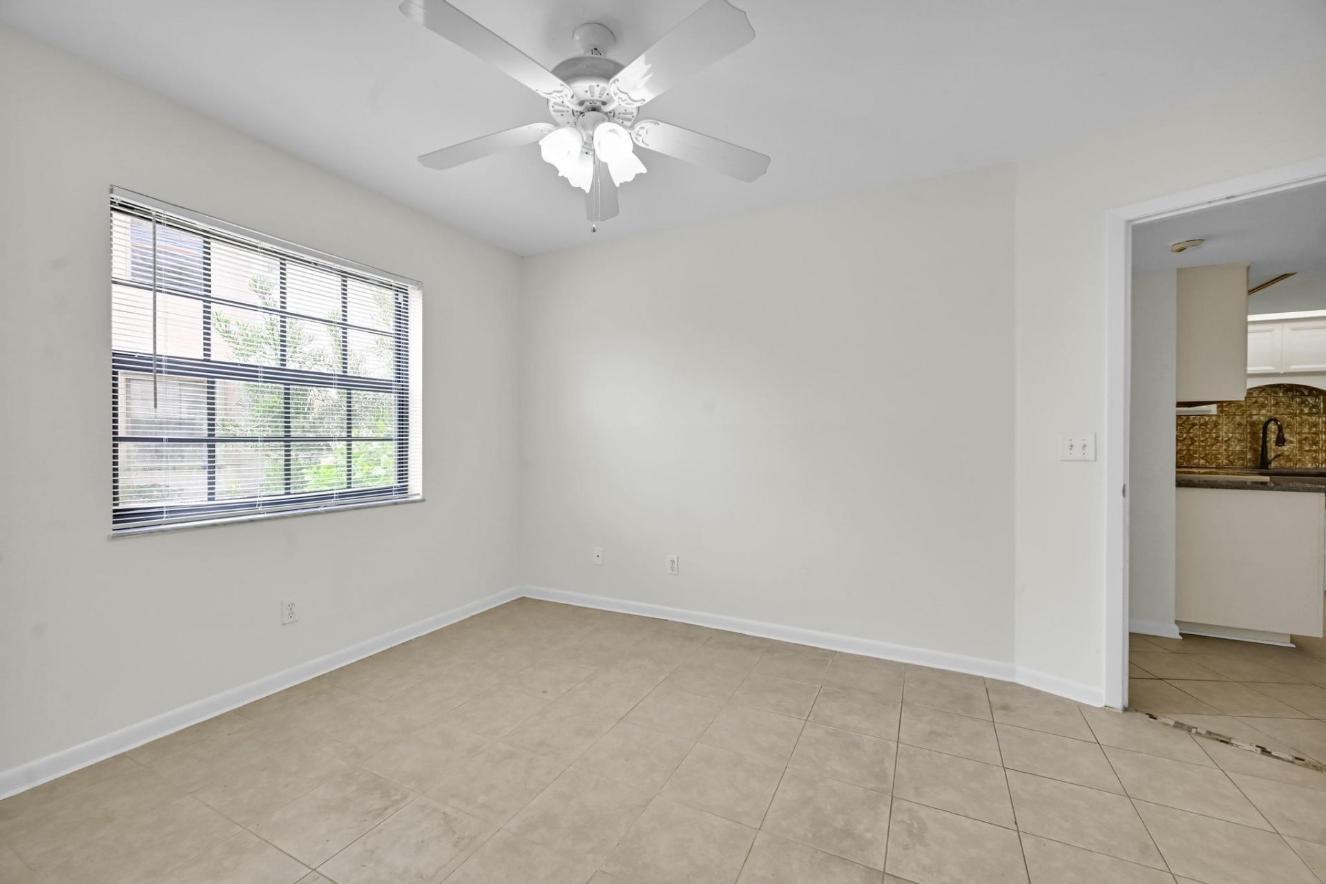 2013 NE Collins Circle, Unit 50, Jensen Beach, FL 34957 Photo