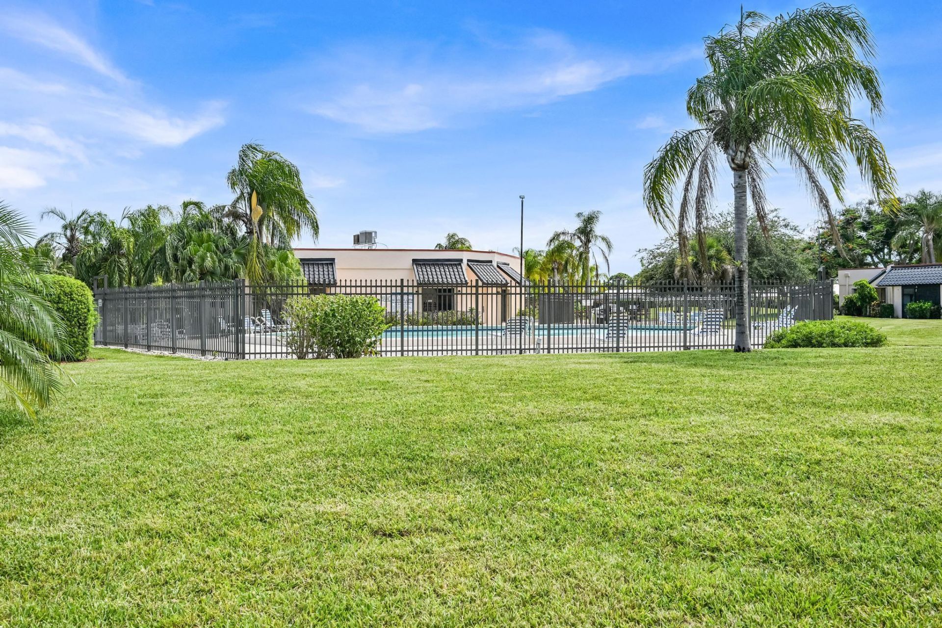 2013 NE Collins Circle, Unit 50, Jensen Beach, FL 34957 Photo