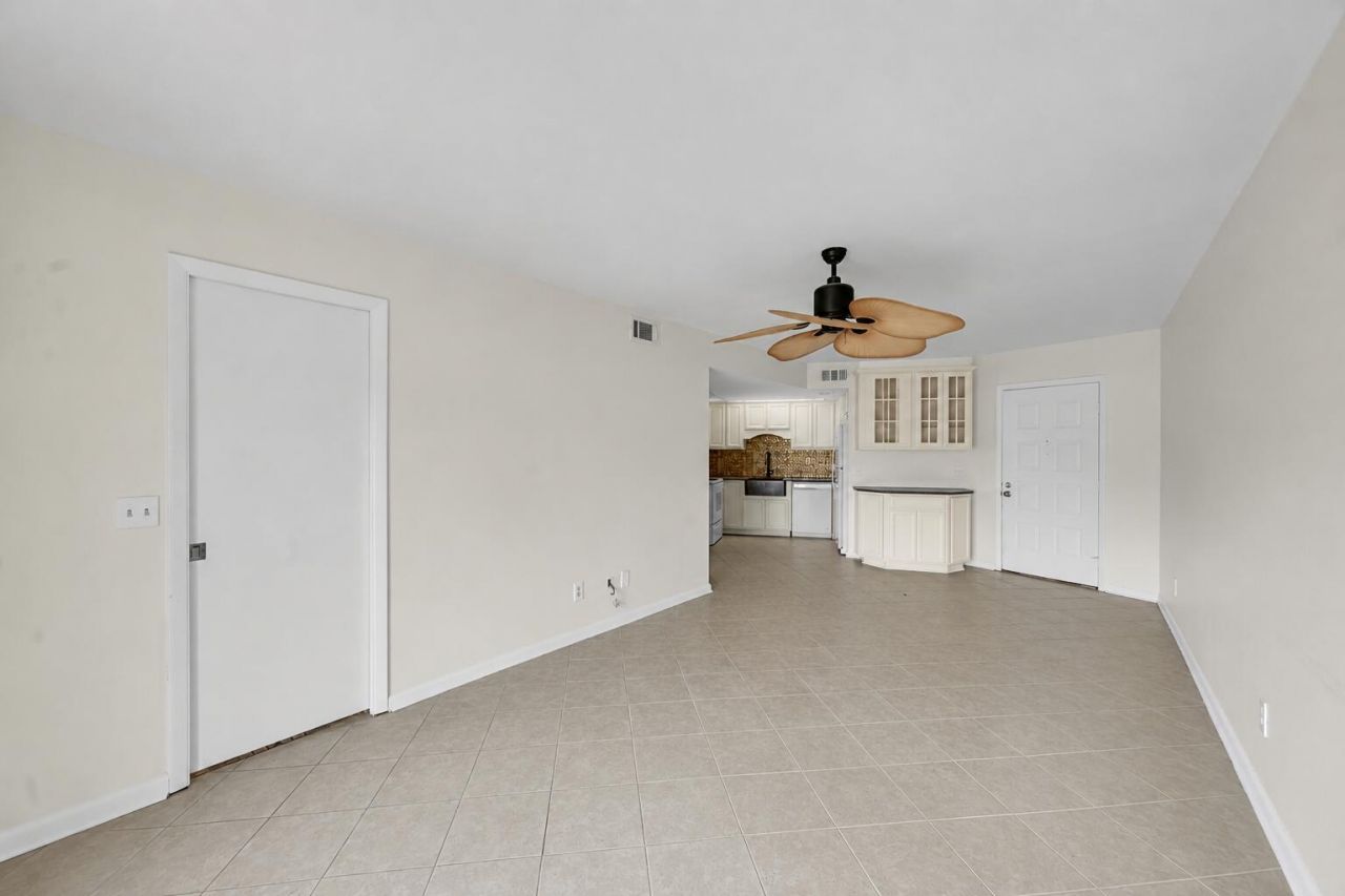 2013 NE Collins Circle, Unit 50, Jensen Beach, FL 34957 Photo