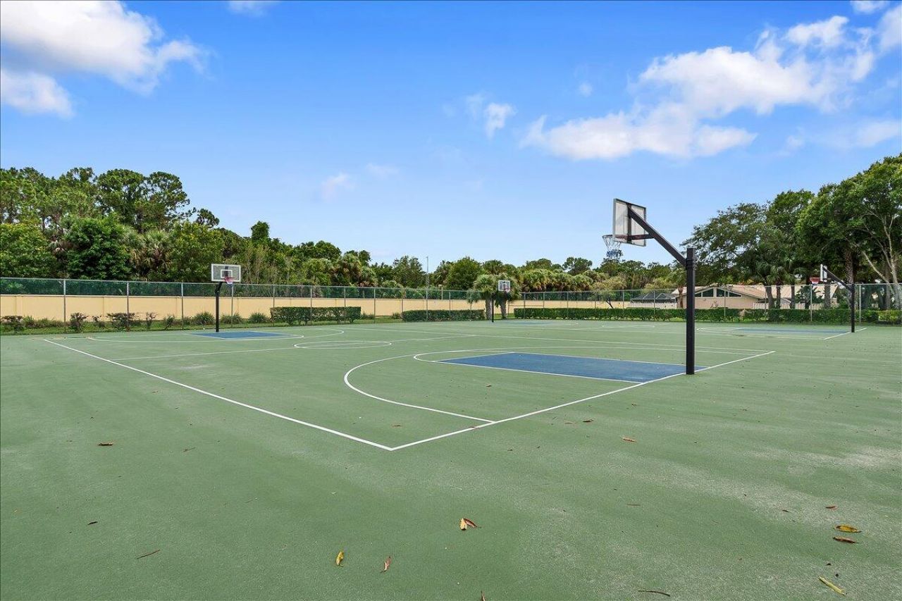 5715 Golden Eagle Circle, Palm Beach Gardens, FL 33418 Photo