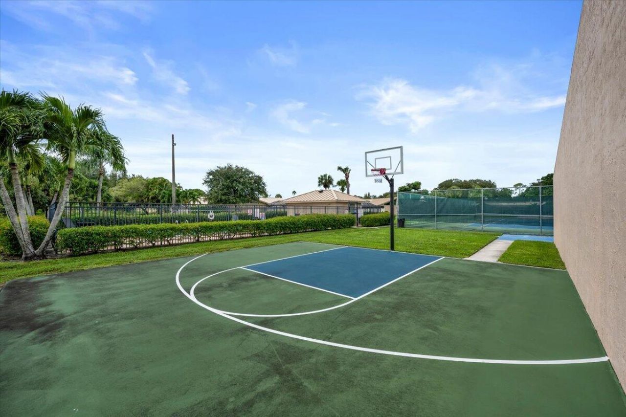 5715 Golden Eagle Circle, Palm Beach Gardens, FL 33418 Photo