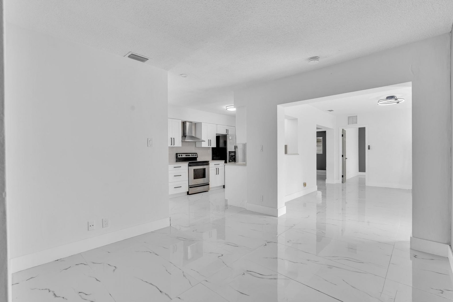 6812 NW 74th Place, Tamarac, FL 33321 Photo