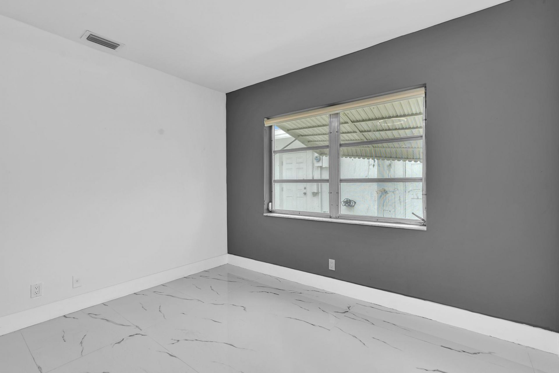 6812 NW 74th Place, Tamarac, FL 33321 Photo