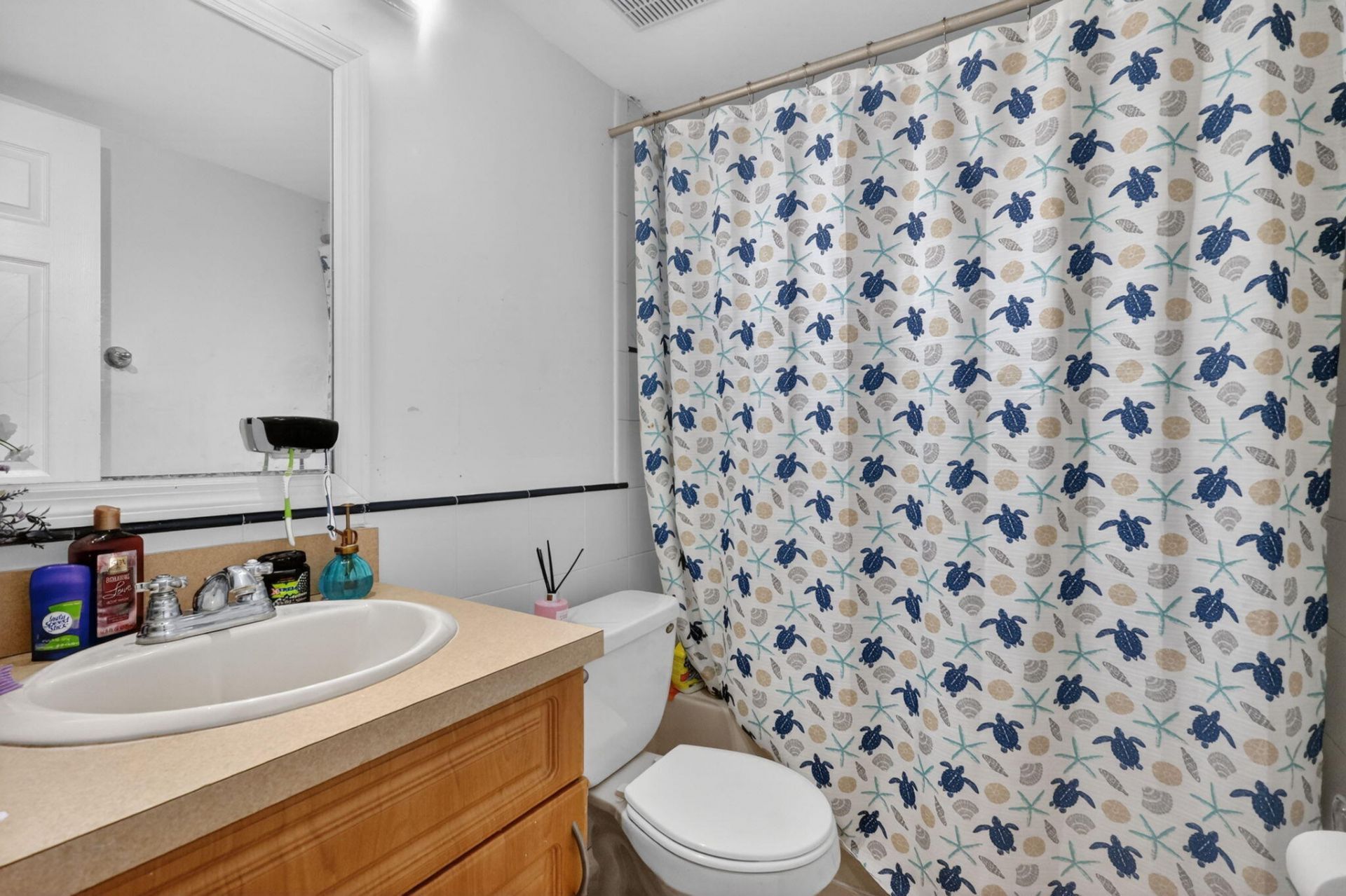 1801 S Treasure Drive, Unit 415, North Bay Village, FL 33141 Photo