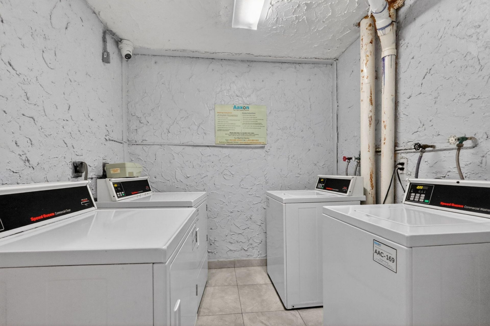 1801 S Treasure Drive, Unit 415, North Bay Village, FL 33141 Photo