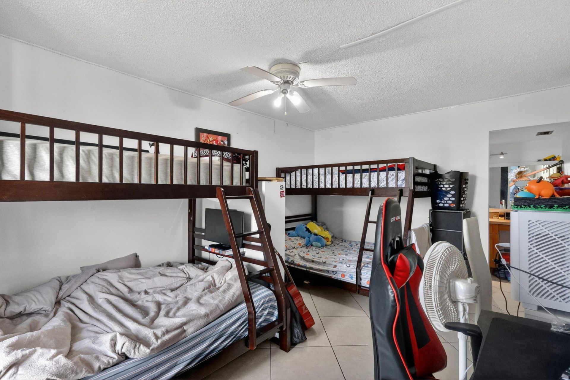 1801 S Treasure Drive, Unit 415, North Bay Village, FL 33141 Photo
