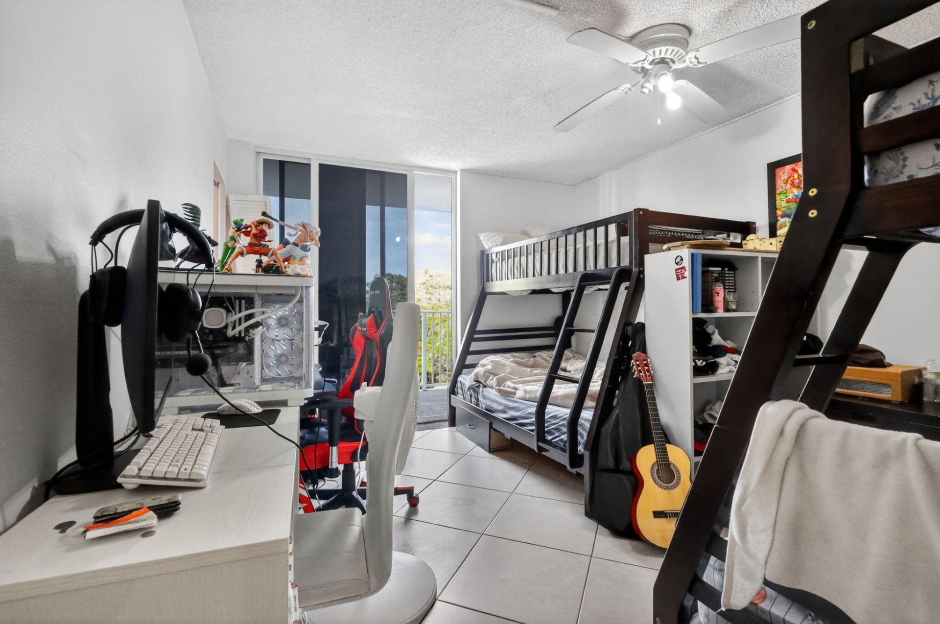 1801 S Treasure Drive, Unit 415, North Bay Village, FL 33141 Photo