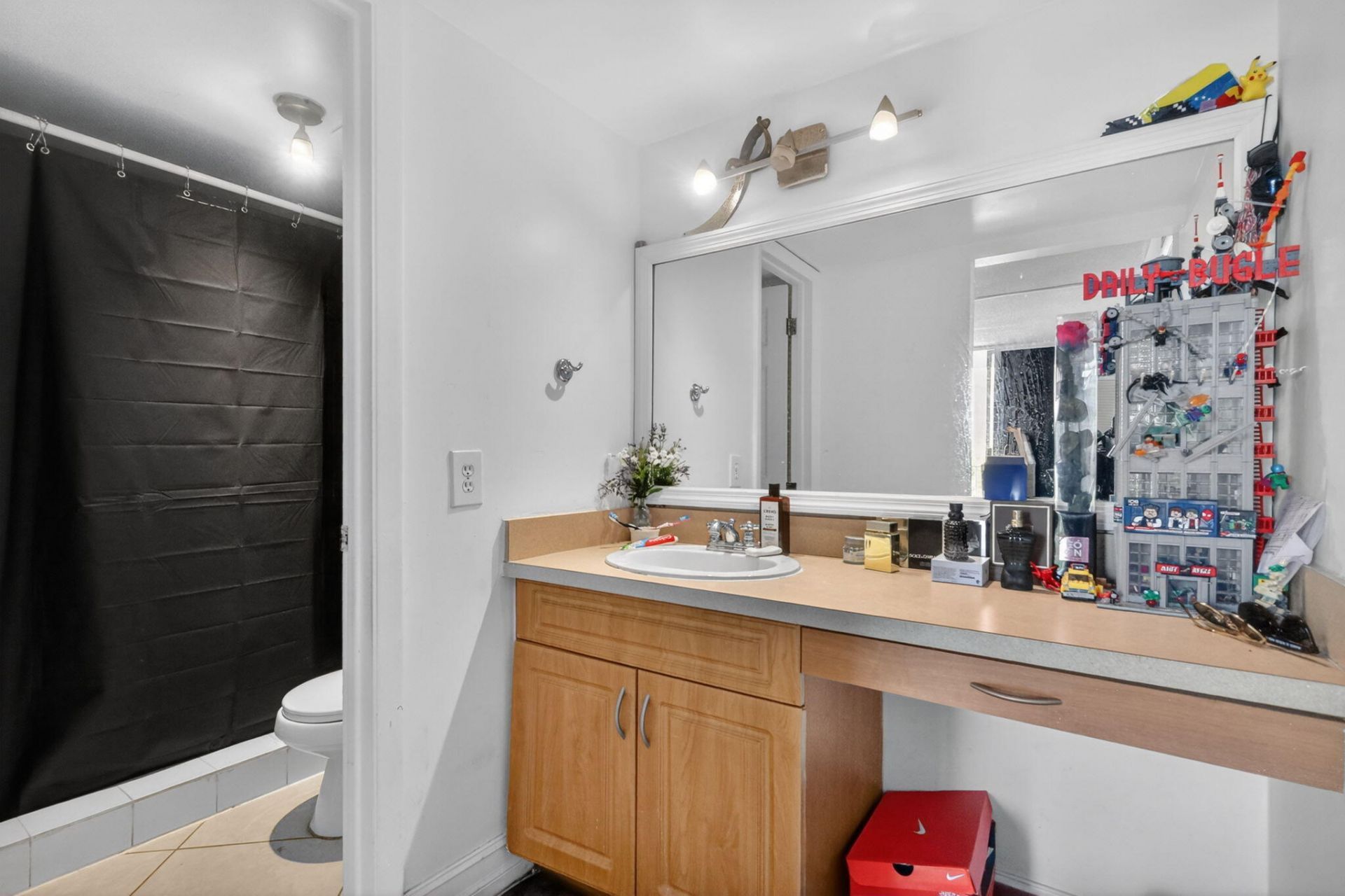 1801 S Treasure Drive, Unit 415, North Bay Village, FL 33141 Photo