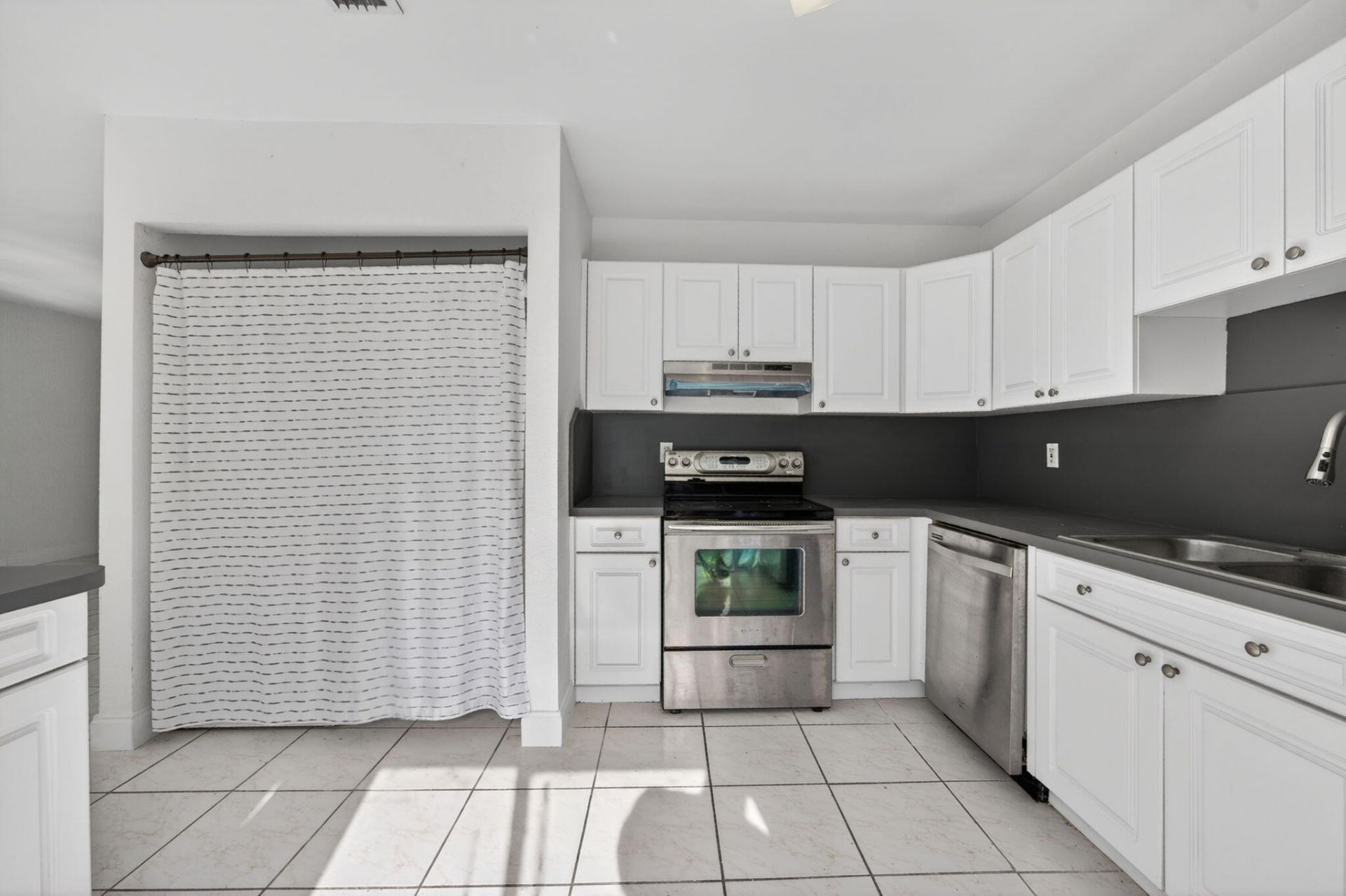 27277 SW 121st Court, Homestead, FL 33032 Photo