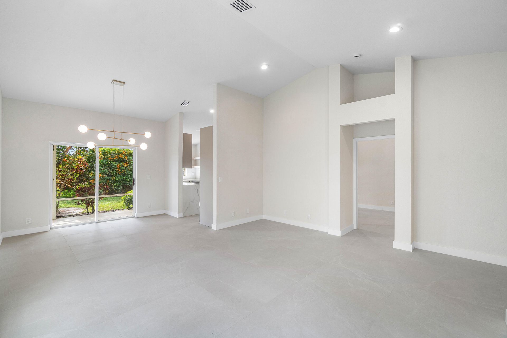 6170 Lake Hibiscus Drive, Delray Beach, FL 33484 Photo