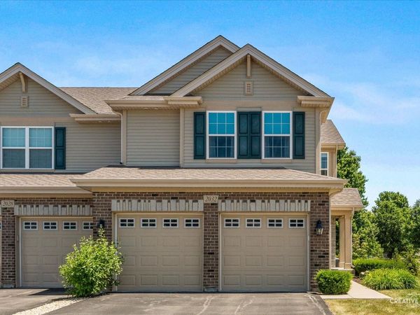 2032 Canyon Creek Drive, Aurora, IL 60503
