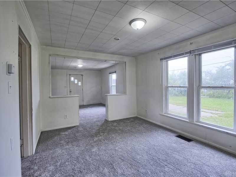51 N Northampton Avenue, Dayton, OH 45417 Photo 9