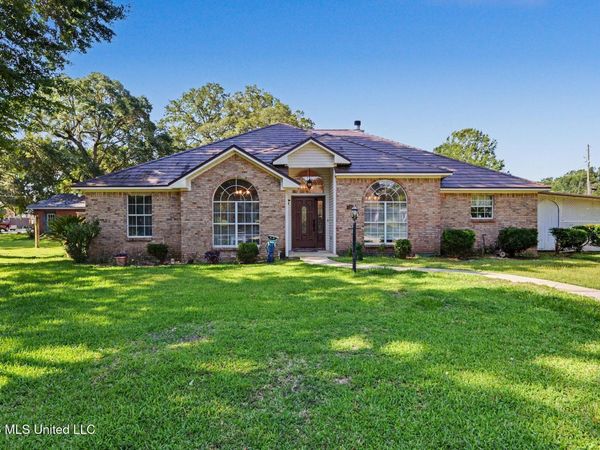 1213 Cotita Drive, Gautier, MS 39553