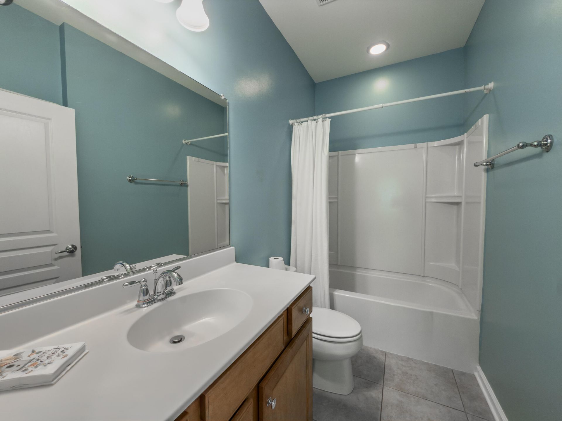 318 Oyster Bay Drive Photo 15