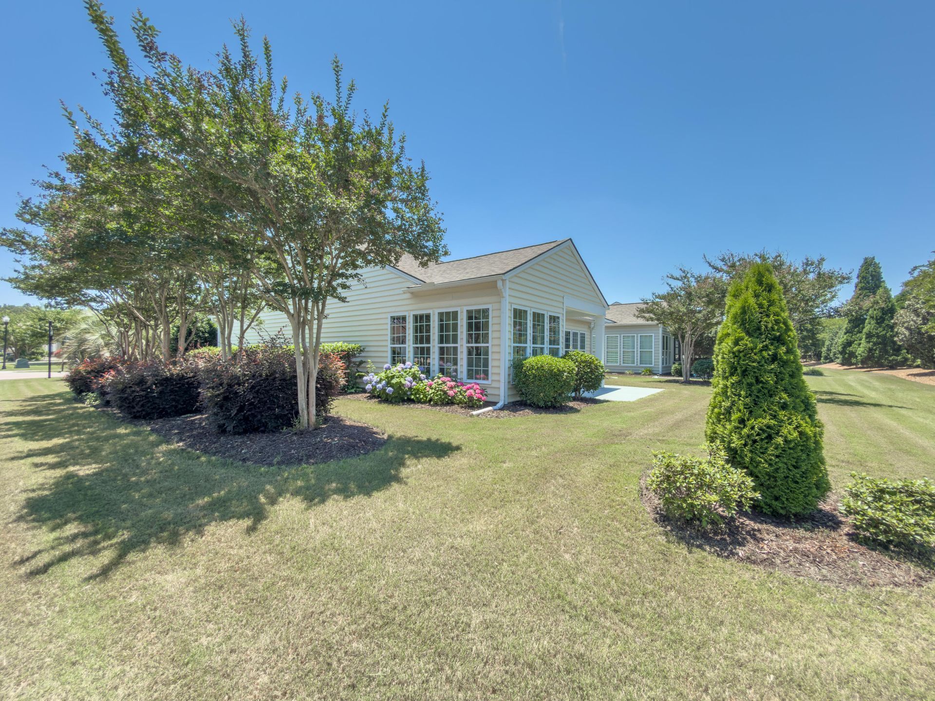 318 Oyster Bay Drive Photo 26