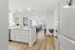 135 Pier View Street photo 4
