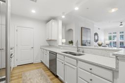 135 Pier View Street photo 4