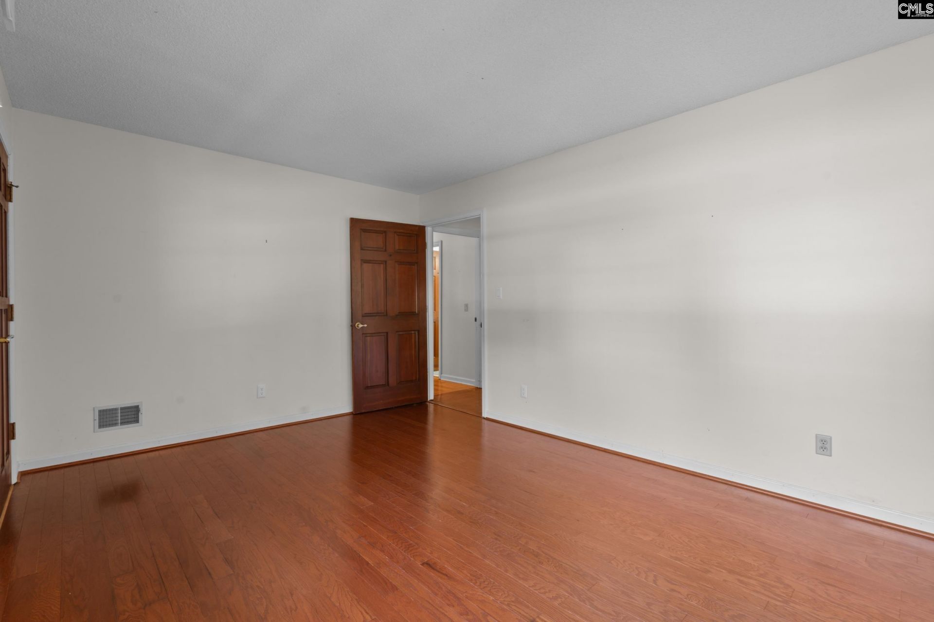 309 Remington Drive  Photo 8