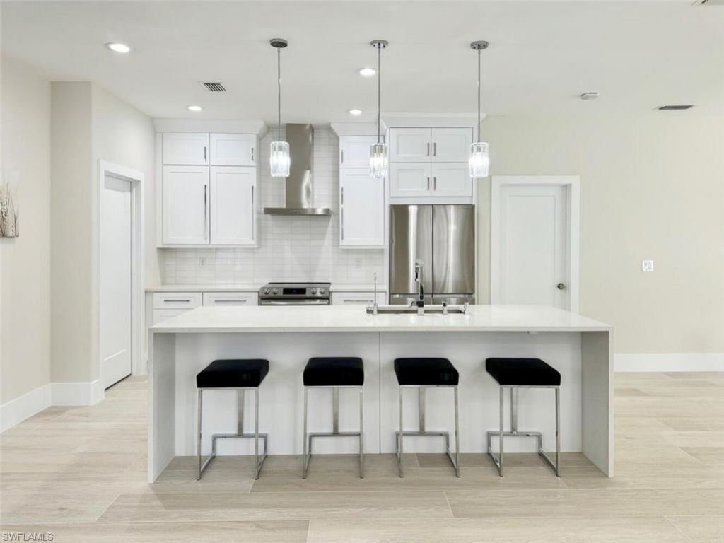 8260 Laurel Lakes Blvd, Naples, FL 34119 Photo