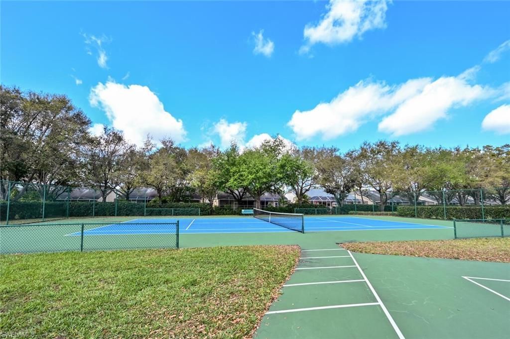 8260 Laurel Lakes Blvd, Naples, FL 34119 Photo