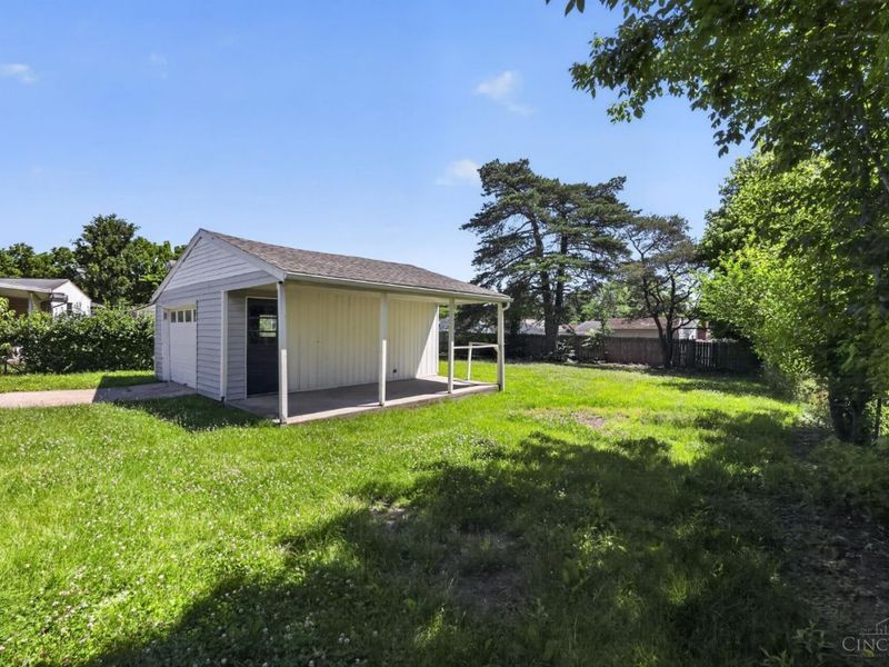 2642 Ontario Street, Cincinnati, OH 45231 Photo 4