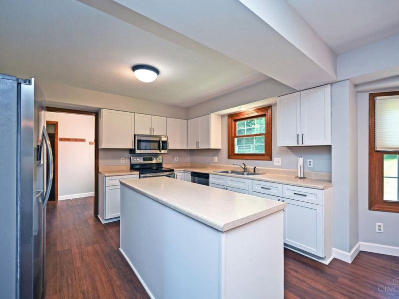 7463 Kingston Hill Court, Cincinnati, OH 45255 Photo 16