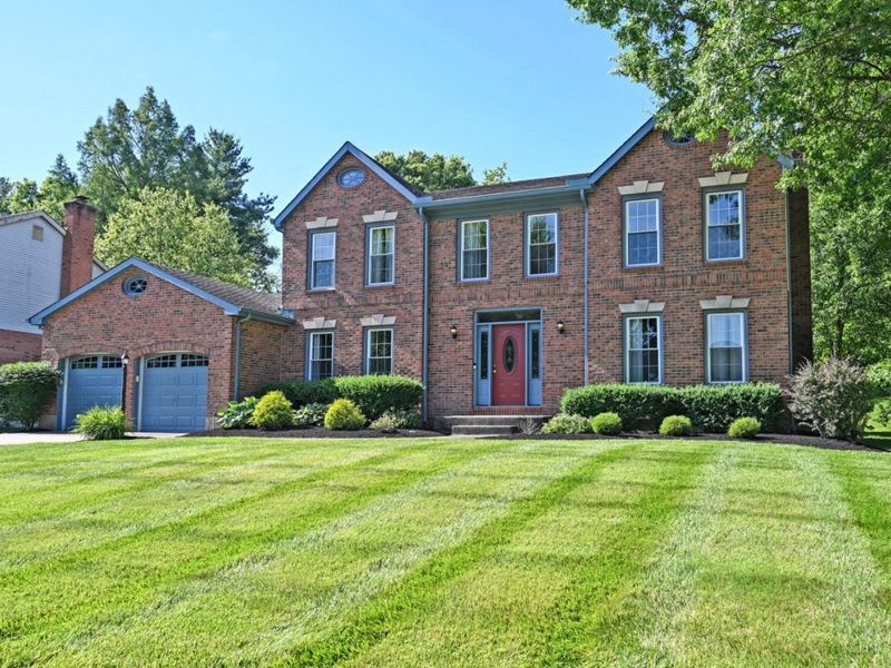 7463 Kingston Hill Court, Cincinnati, OH 45255 Photo 2