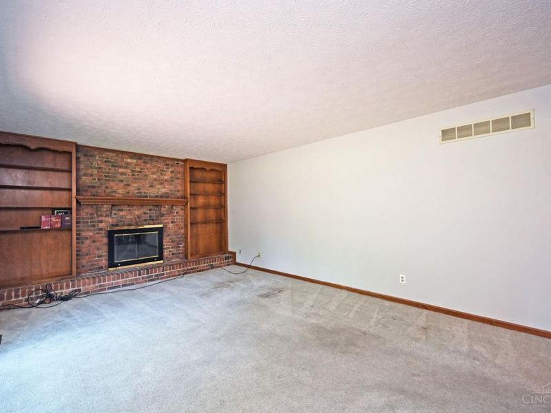 7463 Kingston Hill Court, Cincinnati, OH 45255 Photo 21
