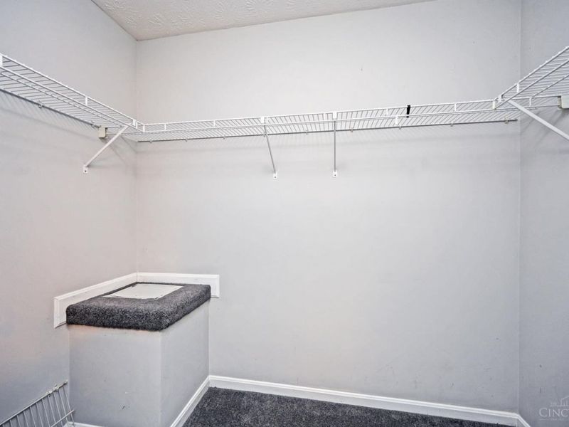7463 Kingston Hill Court, Cincinnati, OH 45255 Photo 32
