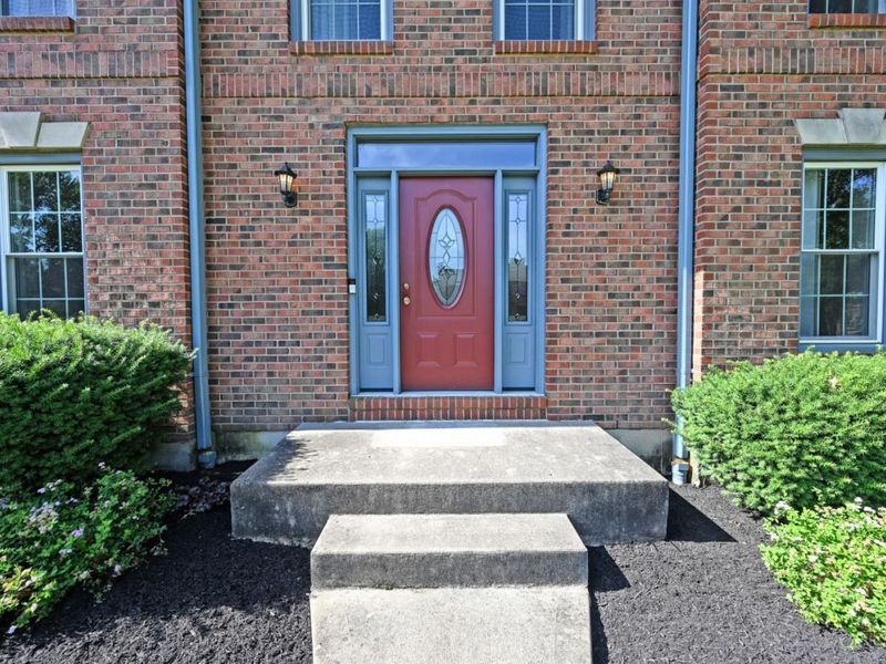 7463 Kingston Hill Court, Cincinnati, OH 45255 Photo 4
