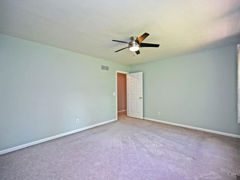 7463 Kingston Hill Court, Cincinnati, OH 45255 Photo 40