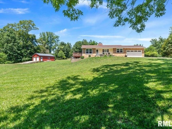 485 Pakey Road, Springfield, IL 62712